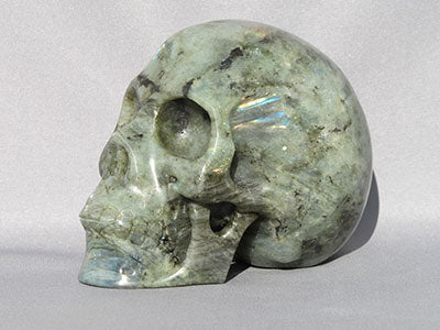 L-L-1359-rl : 3-Pound Rainbow Light Labradorite Crystal Skull