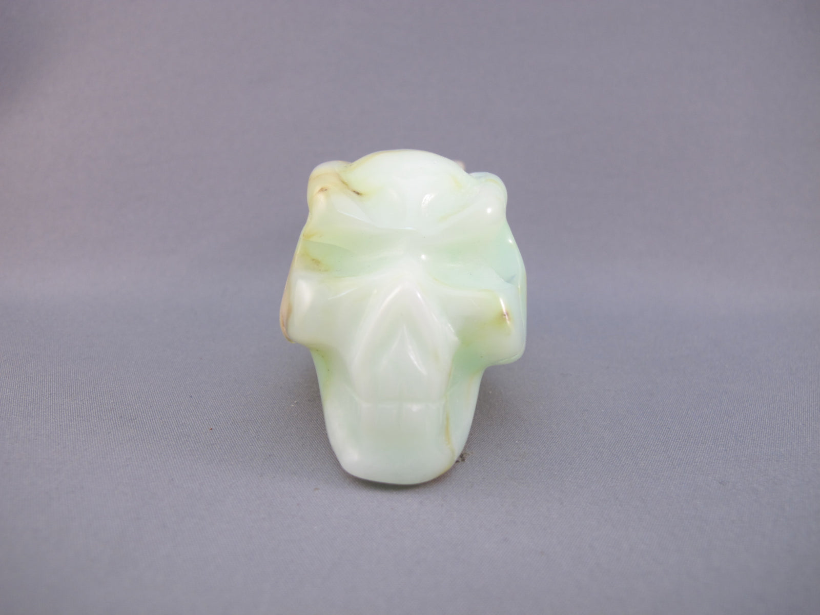 CHP-T-125 : Chrysoprase Traveler Crystal Skull