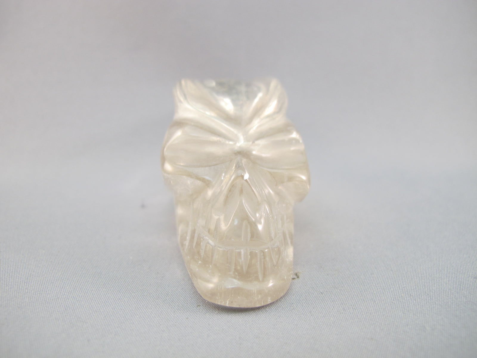 Q-T-197 : Quartz Traveler Crystal Skull