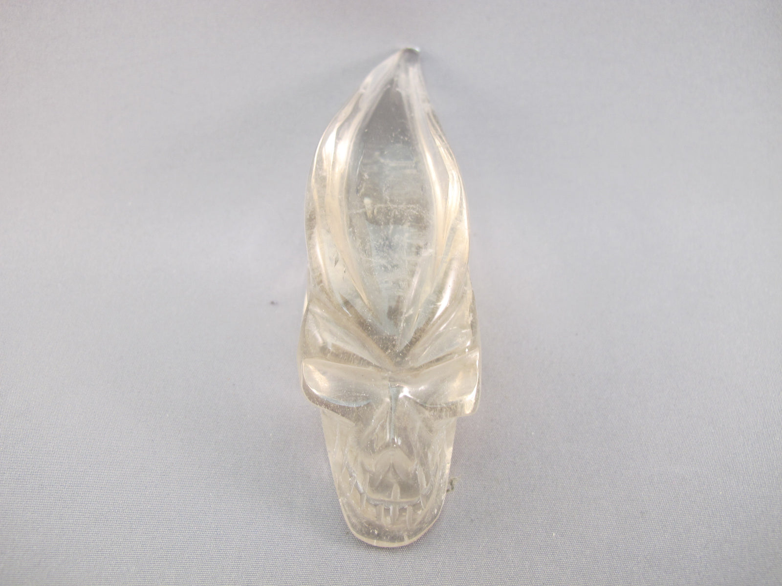 Q-T-197 : Quartz Traveler Crystal Skull