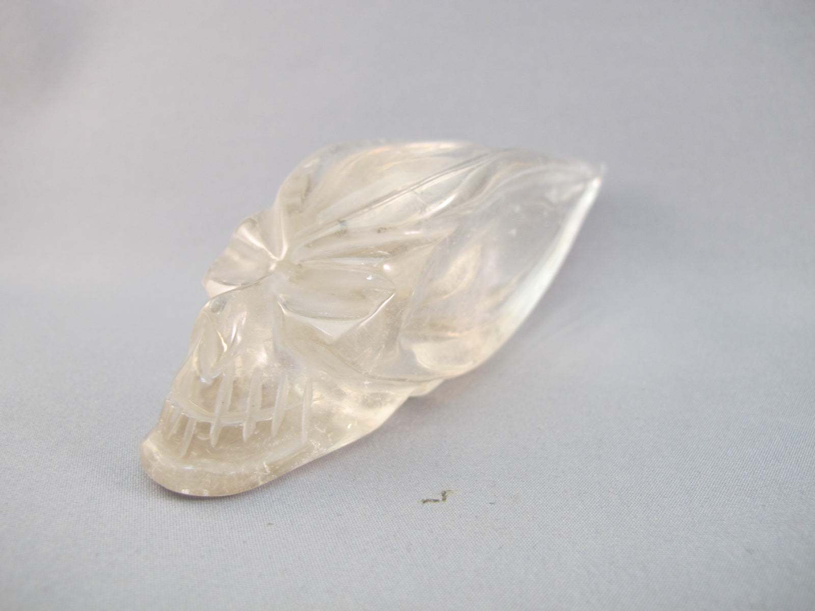 Q-T-197 : Quartz Traveler Crystal Skull
