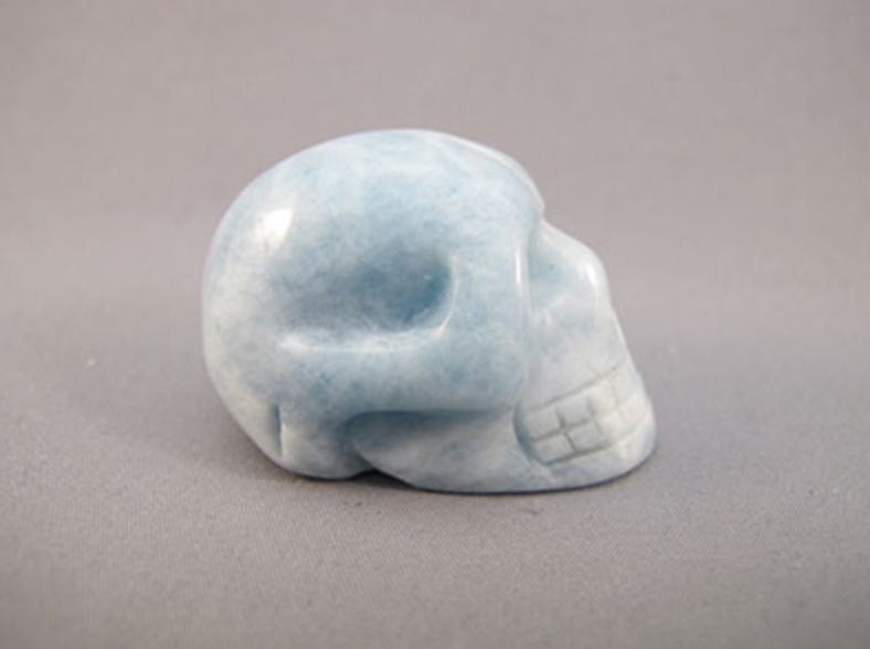 AQ-S-40-sbw : Solid Blue/White Aquamarine Crystal Skull