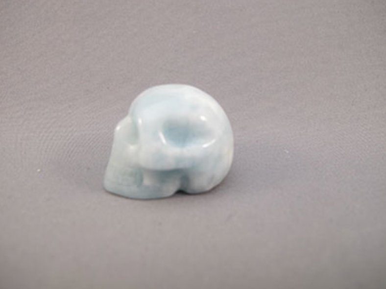 AQ-S-20-sbw : Solid Blue/White Aquamarine Crystal Skull