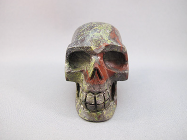 DBJ-S-180 : Dragon Blood Crystal Skull