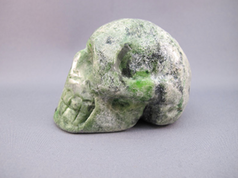 EP-M-300 : Epidote Crystal Skull