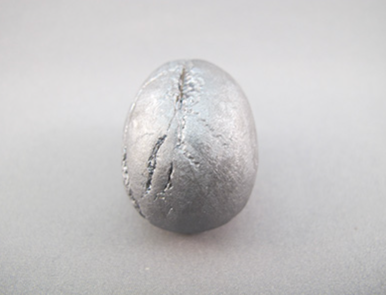 ES-S-40-s : Silver-Vein Elemental Silica Crystal Skull