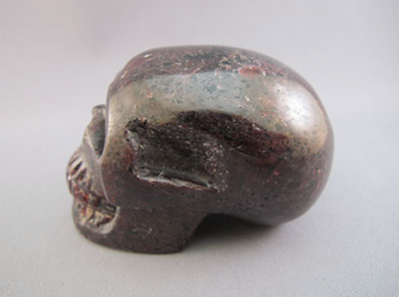 G-M-380  : Garnet Crystal Skull