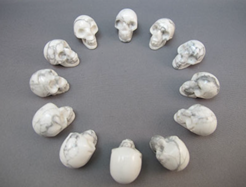 CS-12-HL : Howlite 12 Crystal Skulls Set