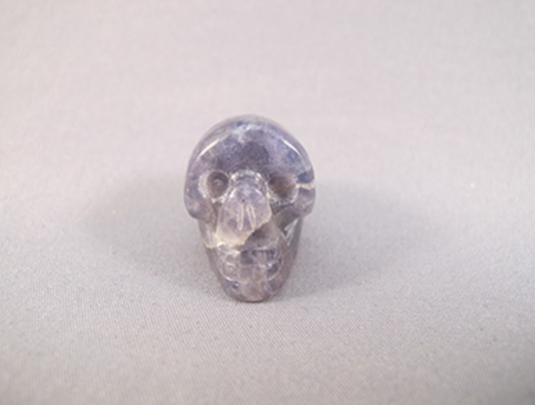 IO-S-10 : Iolite Crystal Skull