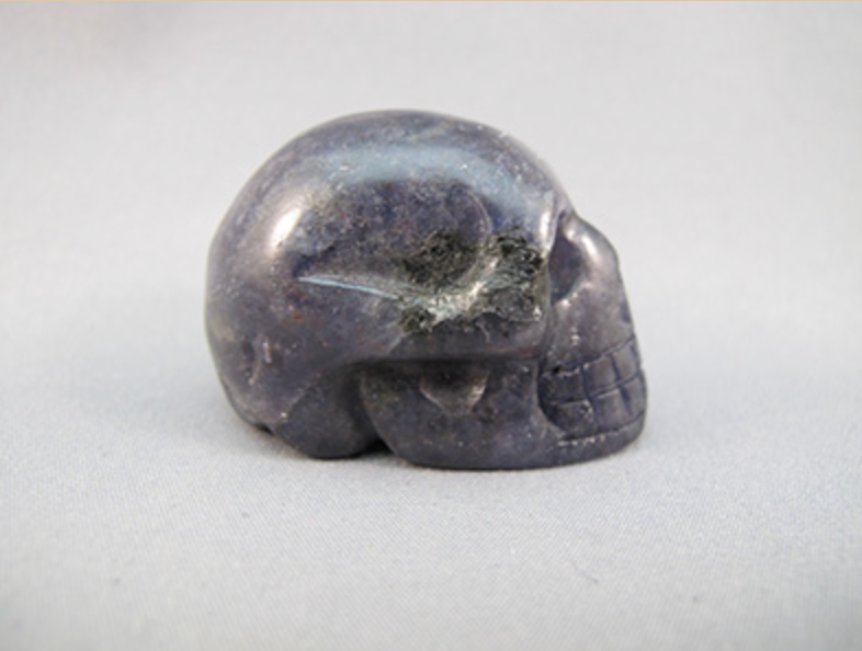 IO-M-90-b : Iolite Crystal Skull - Grade B
