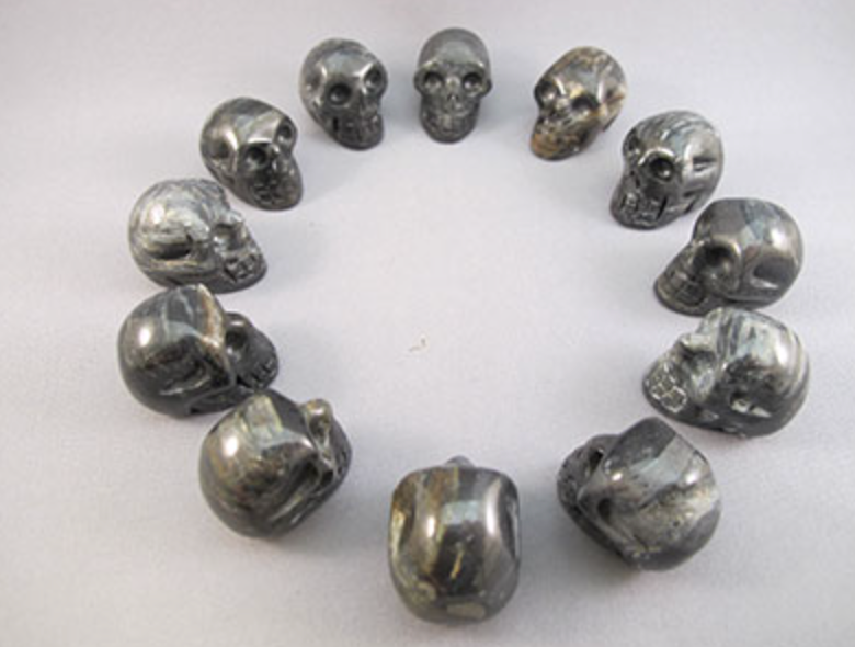 CS-12-IS : Isua 12 Crystal Skulls Set