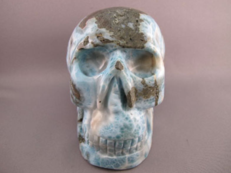LM-L-1349 : Larimar Crystal Skull