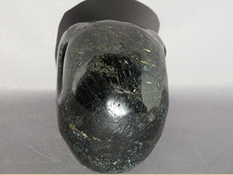 N-M-500-r-c : Red-Flash Nuummite Crystal Skull