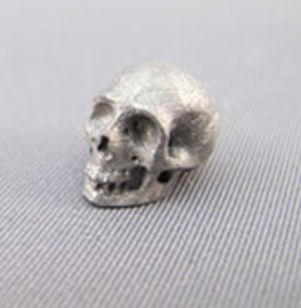 MT-S-004 : Gibeon Meteorite Crystal Skull