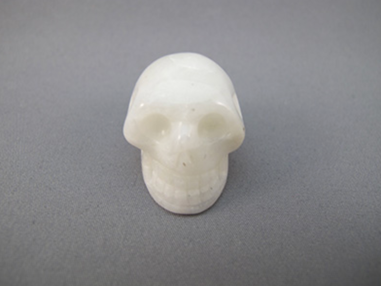 MS-S-24-r : Rainbow Moonstone Crystal Skull