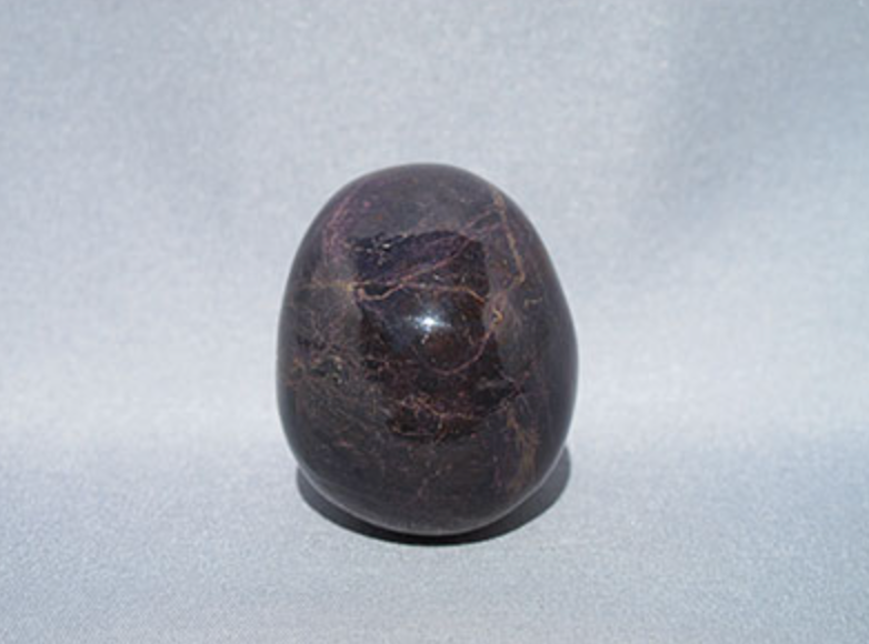 PP-M-060  : Purple Purpurite Crystal Skull