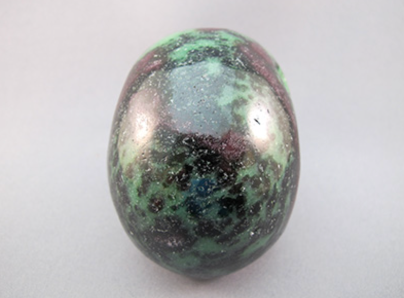 RZ-M-435 : Ruby Zoisite Crystal Skull