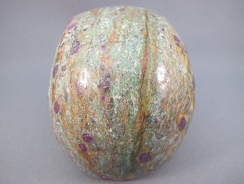 RF-M-652 : Ruby Fuchsite Crystal Skull