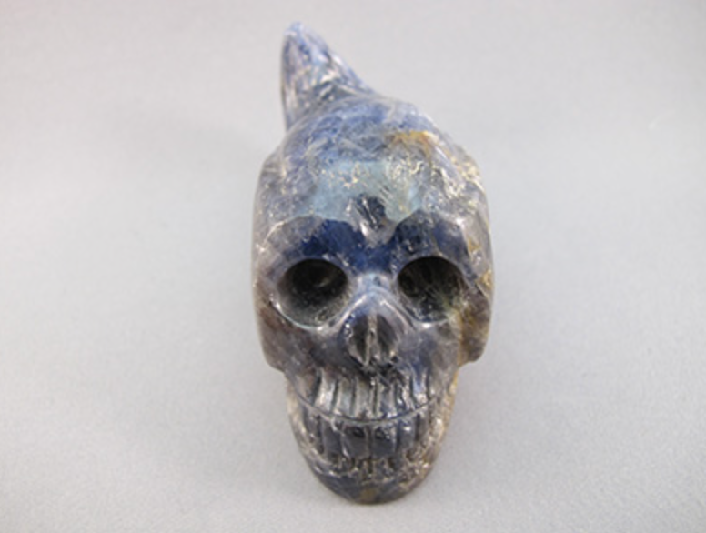 SA-L-369-t : Traveler Blue Sapphire Crystal Skull