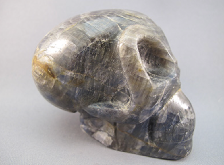 SA-L-771-s : Starbeing Blue Sapphire Crystal Skull