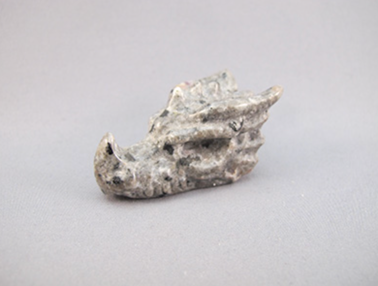YL-DR-35 : Yooperlite Dragon Crystal Skull