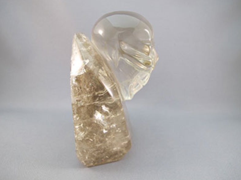 ACS-QQ-823-B : Standing Ascension Smoky Quartz Crystal Skull
