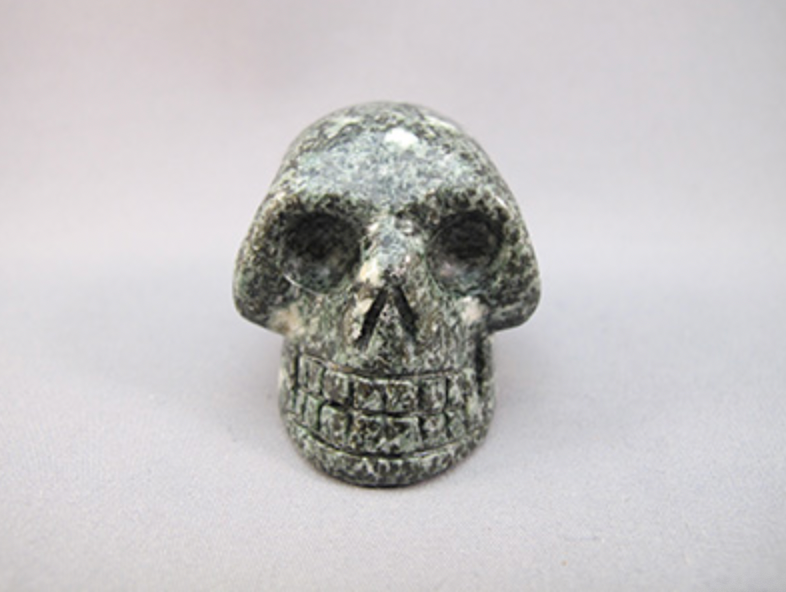 PBS-M-100-sh :  Stonehenge Preseli Crystal Skull