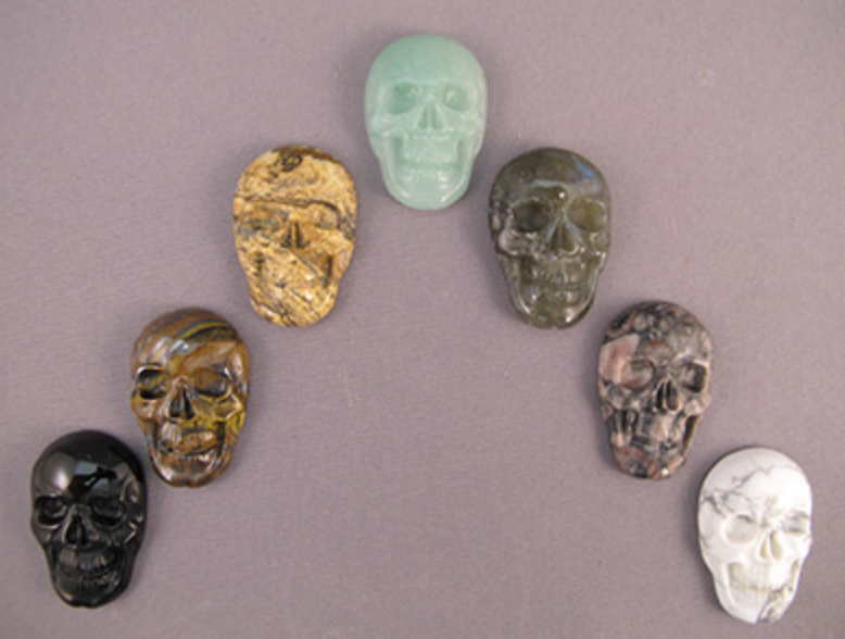 FMS-7-S-m : Sedona Doorway Flat Meditation 7 Crystal Skulls Chakra Set