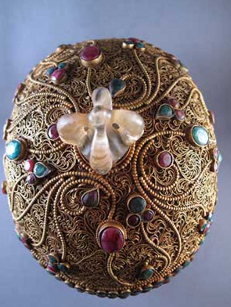 HQ-L-5031 : Jewel-Encrusted Tibetan Crystal Skull